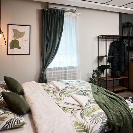 Brent Collection - Apartments In City Center 诺威萨 外观 照片