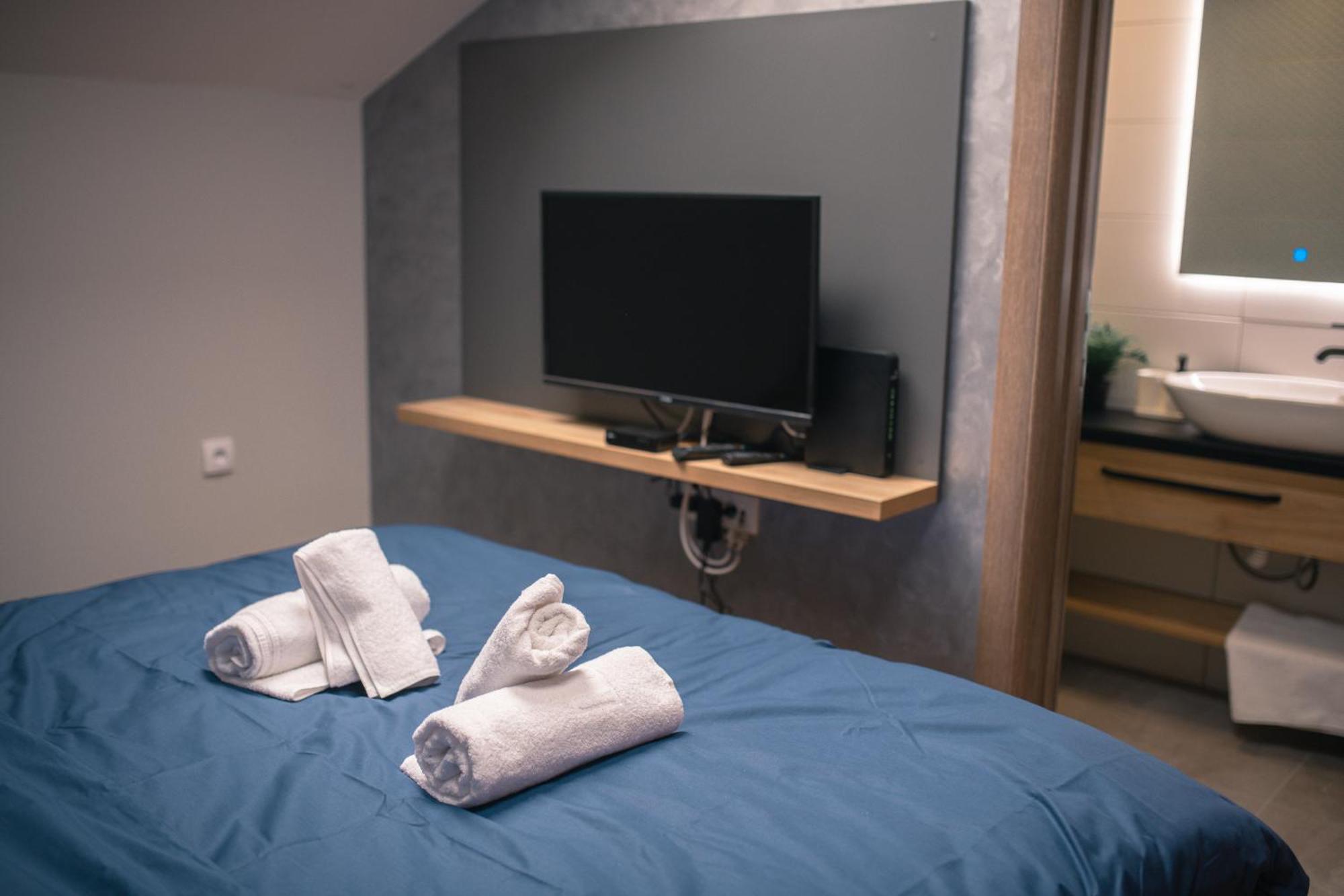 Brent Collection - Apartments In City Center 诺威萨 外观 照片